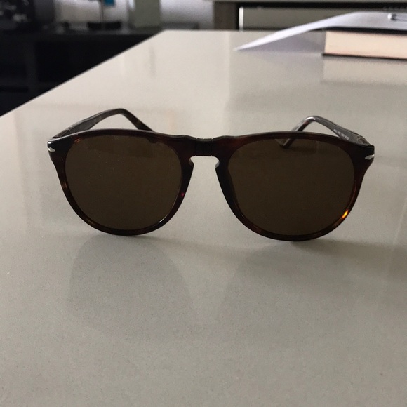 Persol Other - Persol Sunglasses - Havana Brown Polarized